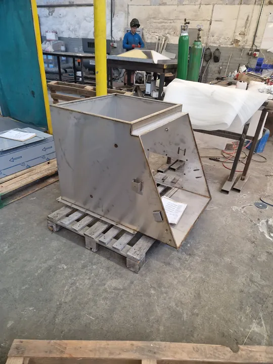 Angular fabricated hopper section
